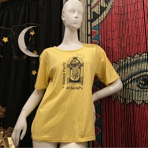 Vintage 80s Lemon Yellow Juke Box T-shirt sz M - Picture 2 of 6